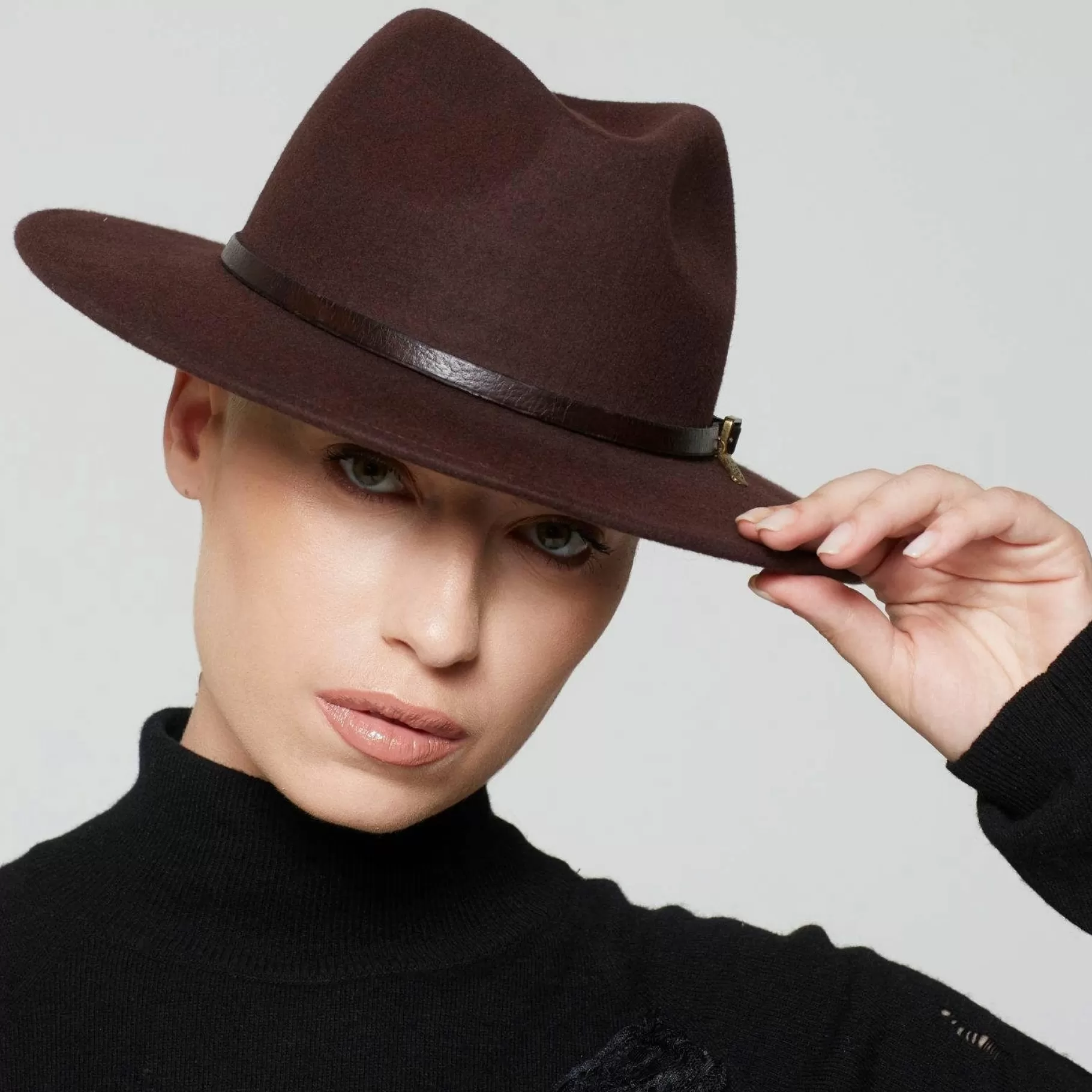 Hats^A.S.98 Chapeau Danna